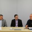 PK Staatsverschuldung / © Diözese Linz V. l.: Univ.-Prof. DDr. Johann K. Brunner, Dr. Heinz Niederleitner und Dr. Markus Schlagnitweit.