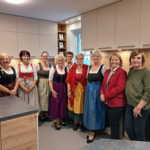 Goldhauben und Pfarrsaal-Küchenteam