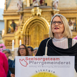 Ökumenisches Pfarrfest mit Beauftragungsfeier des Seelsorgeteams der Pfarrgemeinde Traun