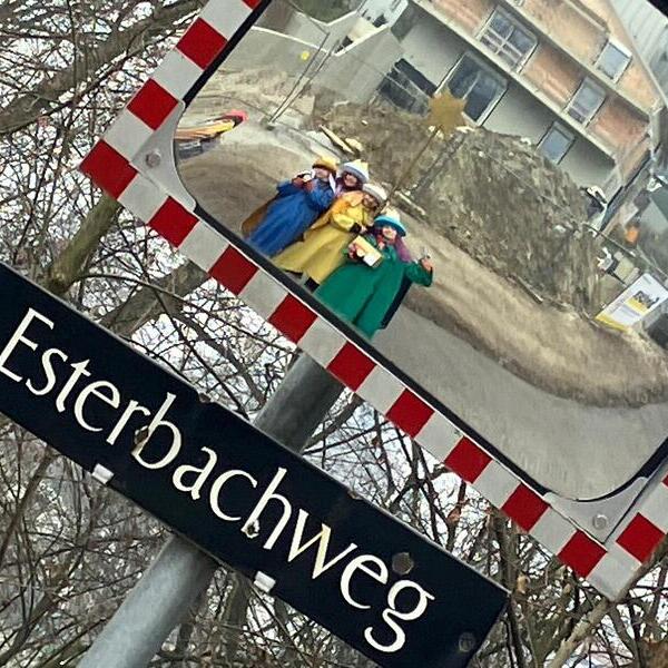 (c) Katharina Thomic