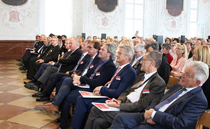 Ehrengäste bei der Eröffnung der Ökumenischen Sommerakademie im Stift Kremsmünster